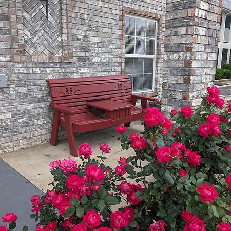 Dutton Inn Branson Bagian luar foto