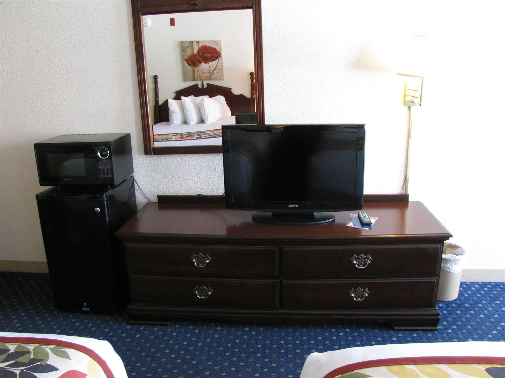 Dutton Inn Branson Bagian luar foto